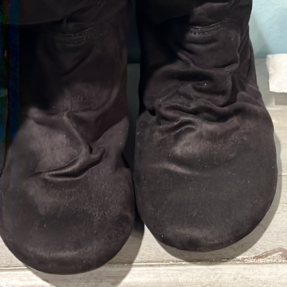 Report Makee tall Black Vegan Boot - Picture 9 of 16